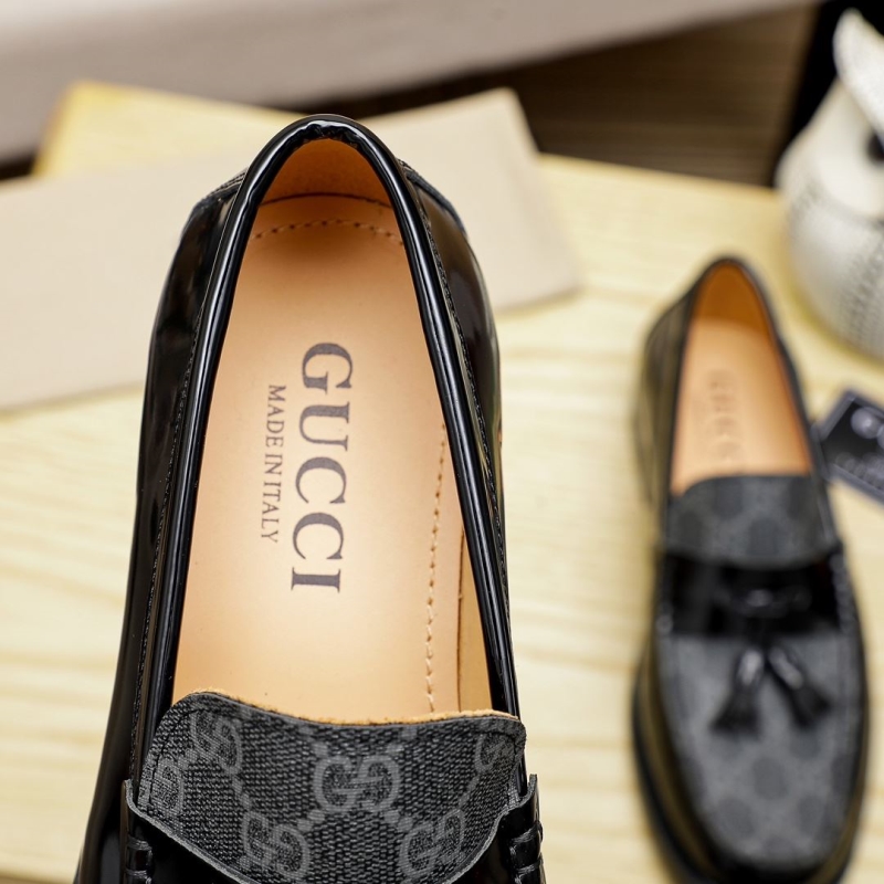 Gucci Leather Shoes